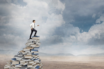 类似于僧侣走肾不走心的动漫有哪些 看多了可是会上瘾